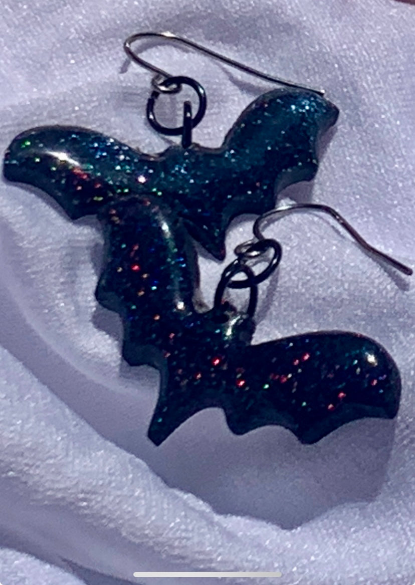 Glittery Bats - Studio Mintii Add some sparkle to your Halloween with our Glittery Bats! These shimmering creatures will add a touch of fun and fright to any party or occasion. Beware, they may just steal the show (or your heart)!  #